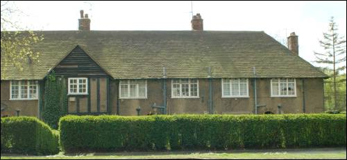 186-192 Falloden Way